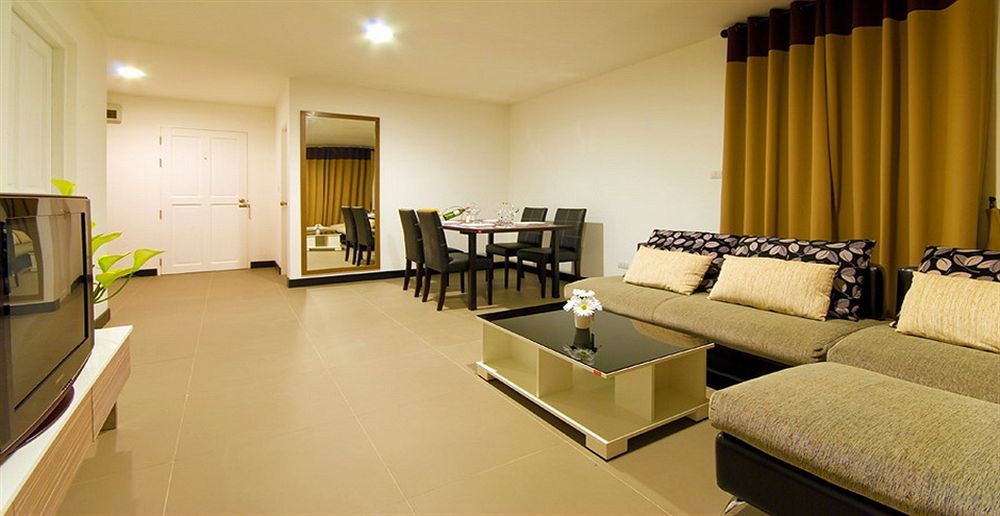 Mooks Residence Pattaya Esterno foto