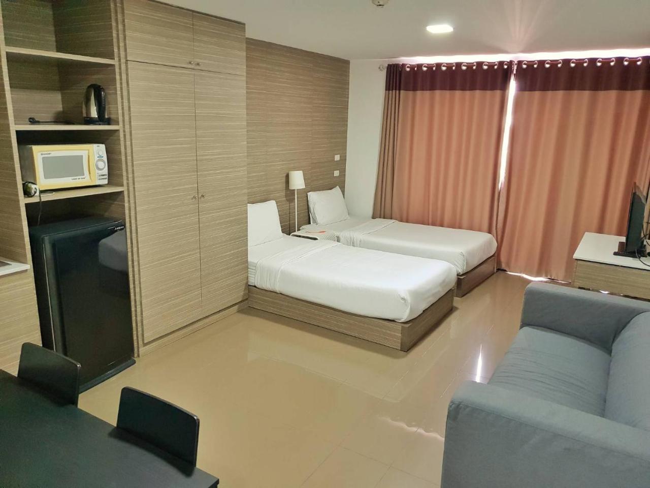 Mooks Residence Pattaya Esterno foto