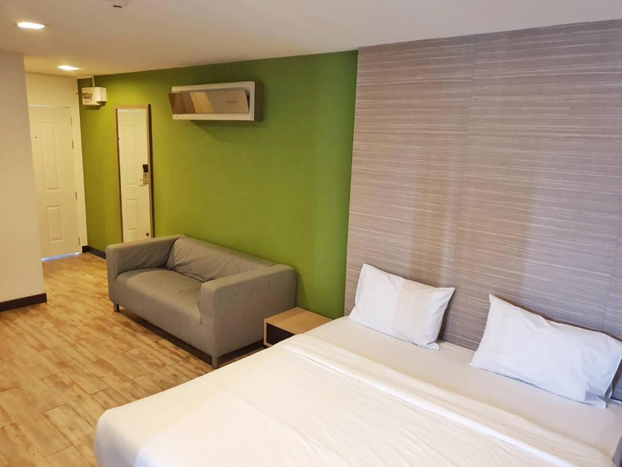Mooks Residence Pattaya Esterno foto